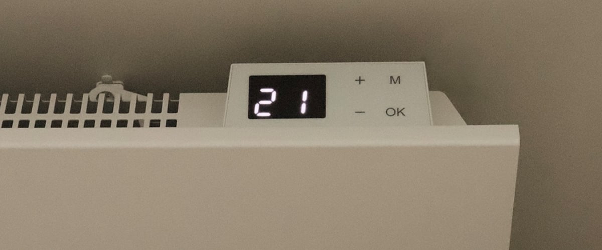 Panelovn som viser temperatur