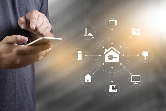 Illustrasjon av smarthus i hjemmet Hvor smart kan et hus egentlig bli?