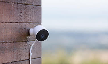 Google Nest Cam Outdoor bilde